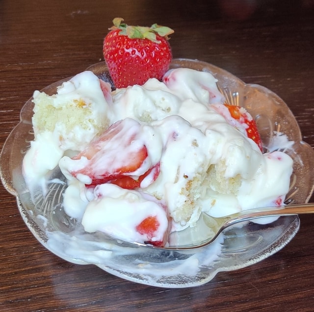 Strawberry & Chambord Cream Trifle - Straight to the Hips, Baby