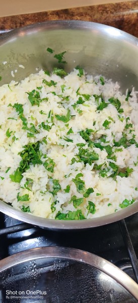 cilantro lime rice in a pot