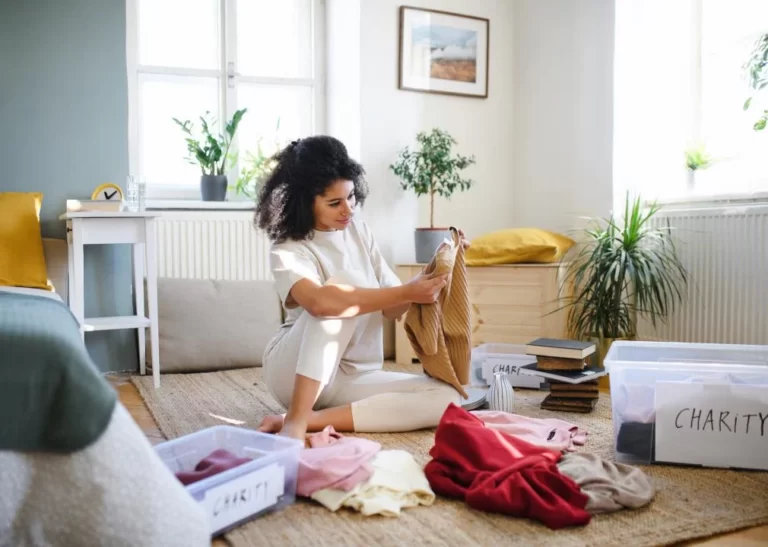 Decluttering Tips From Experts to Help You Get Organized