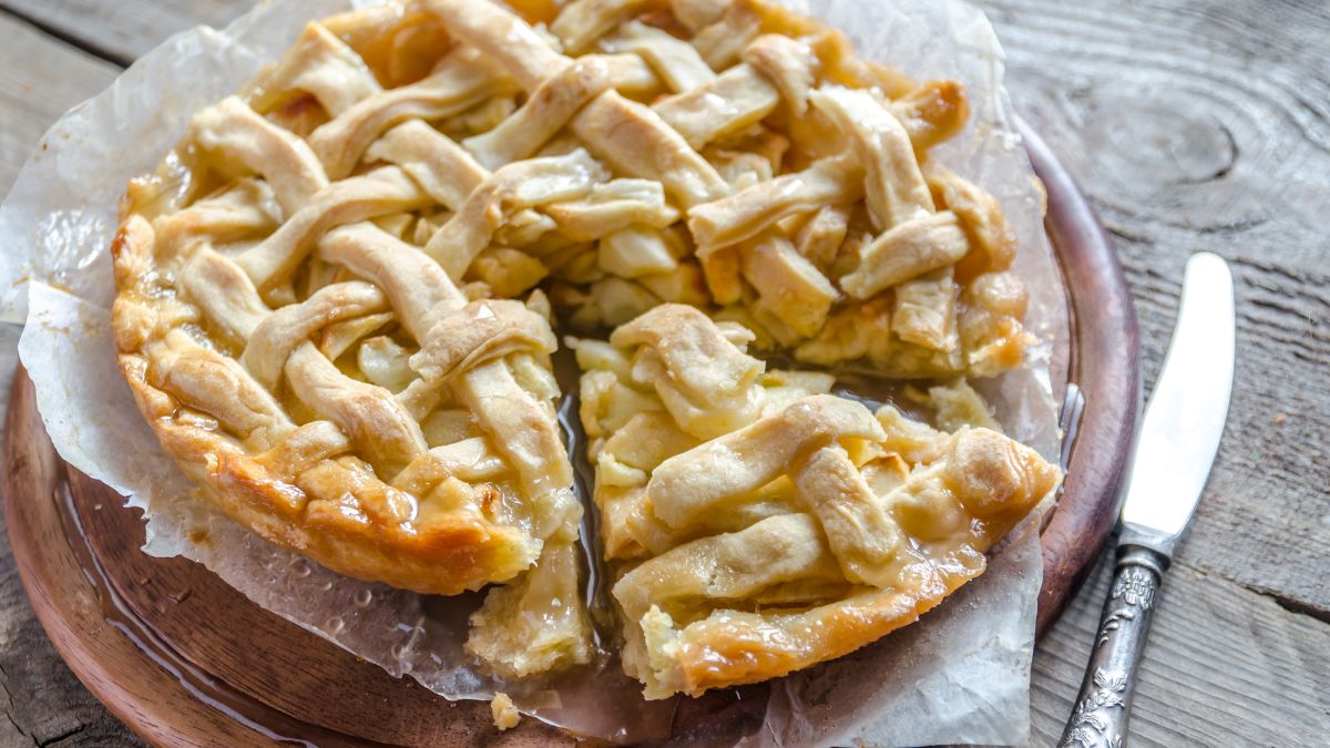 apple pie with a slice cut out