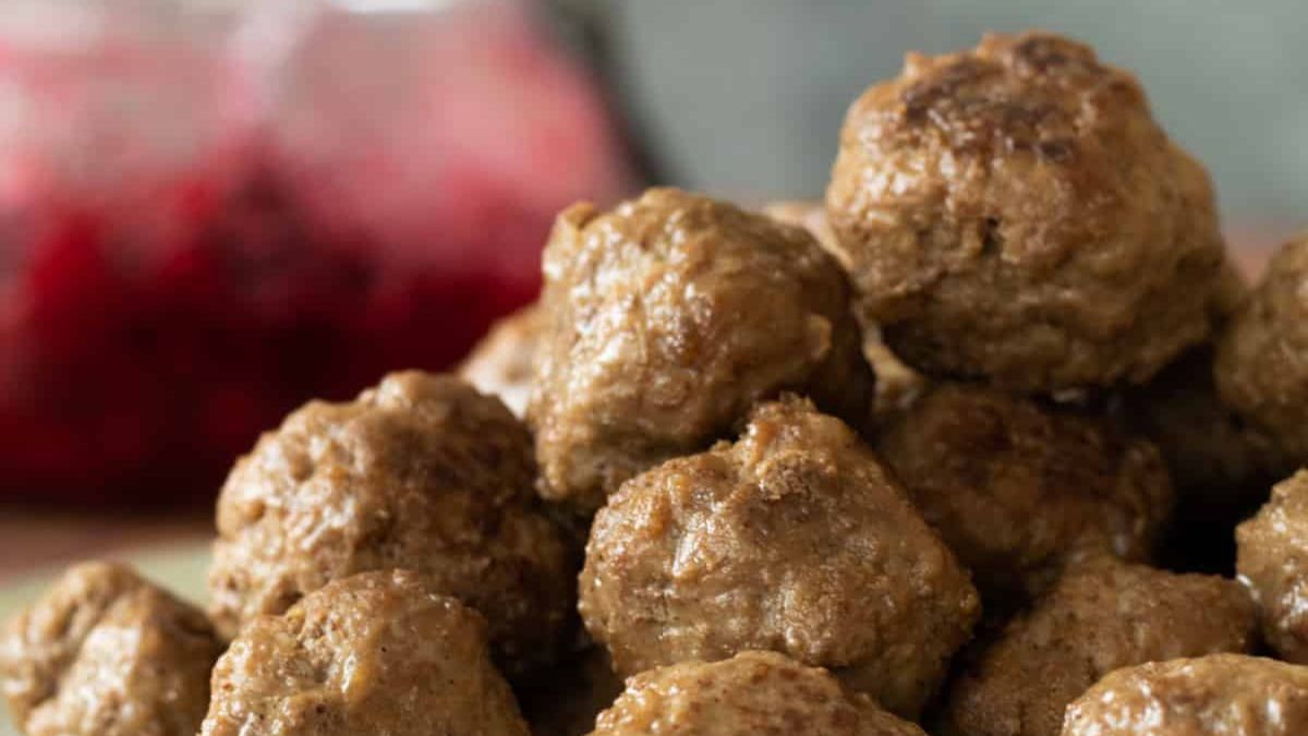 a pile of meatballs