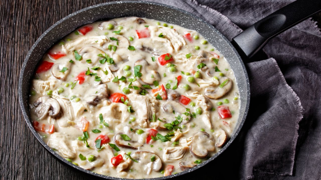 chicken and vegetables in a cream sauce
