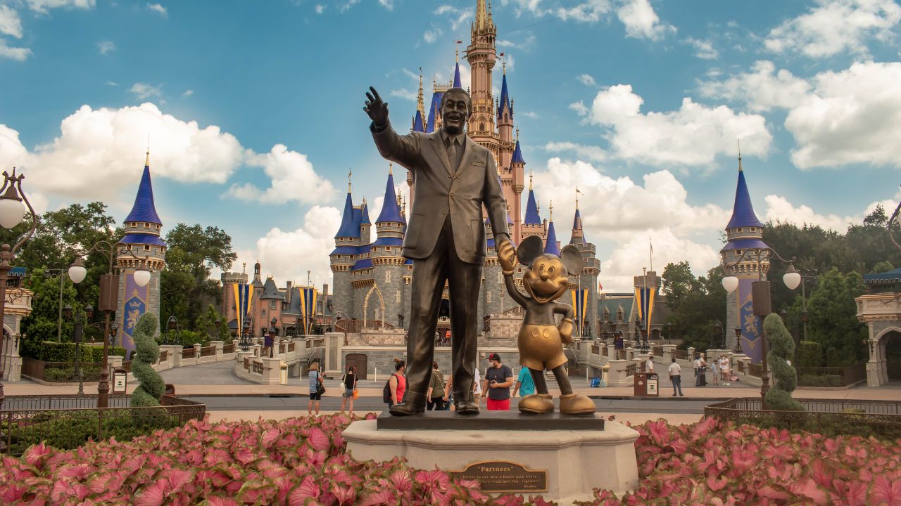 Walt Disney World Statue in front of Disney World