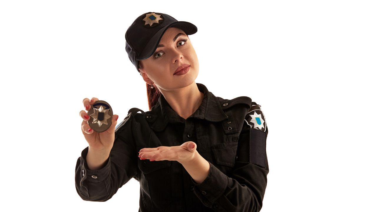 fake police officer showing her badge