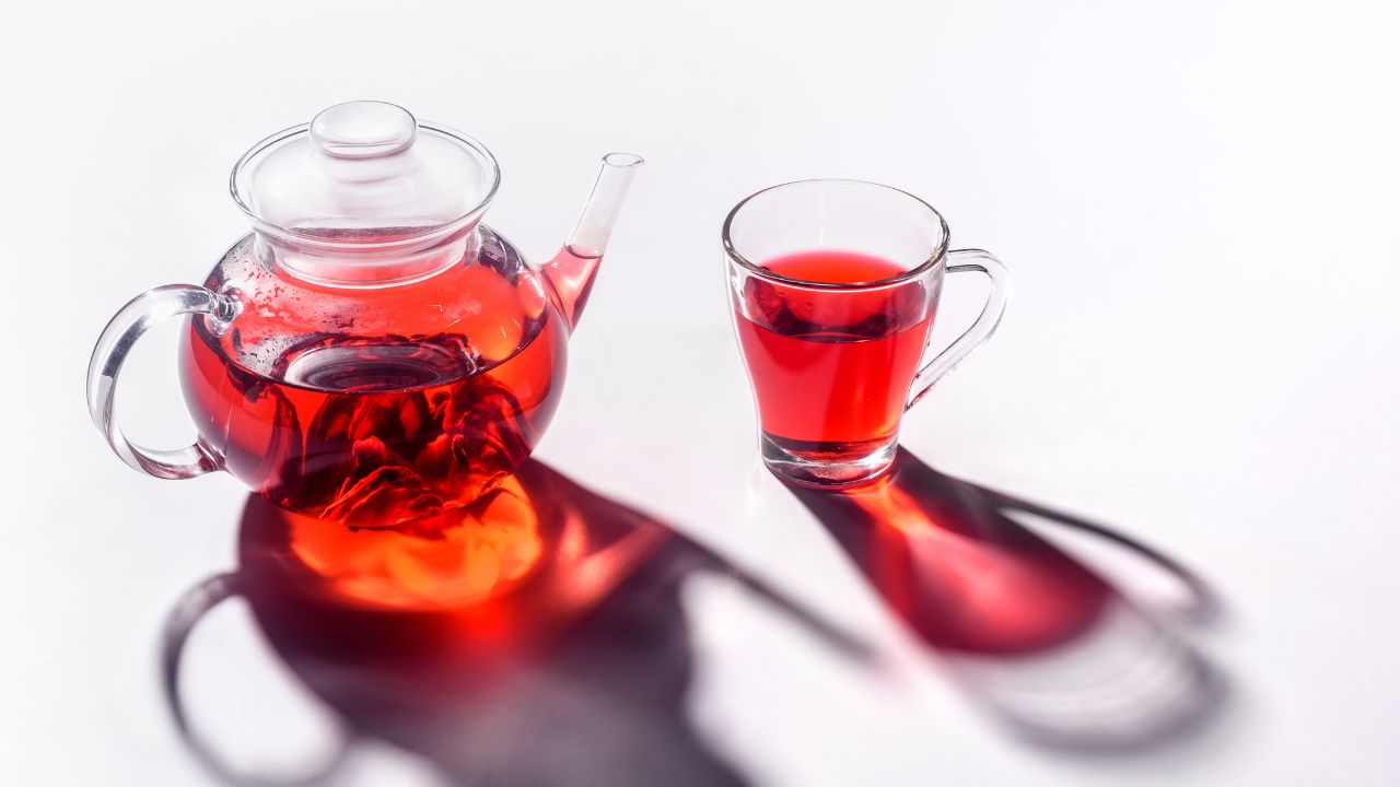 hibiscus tea in a pot