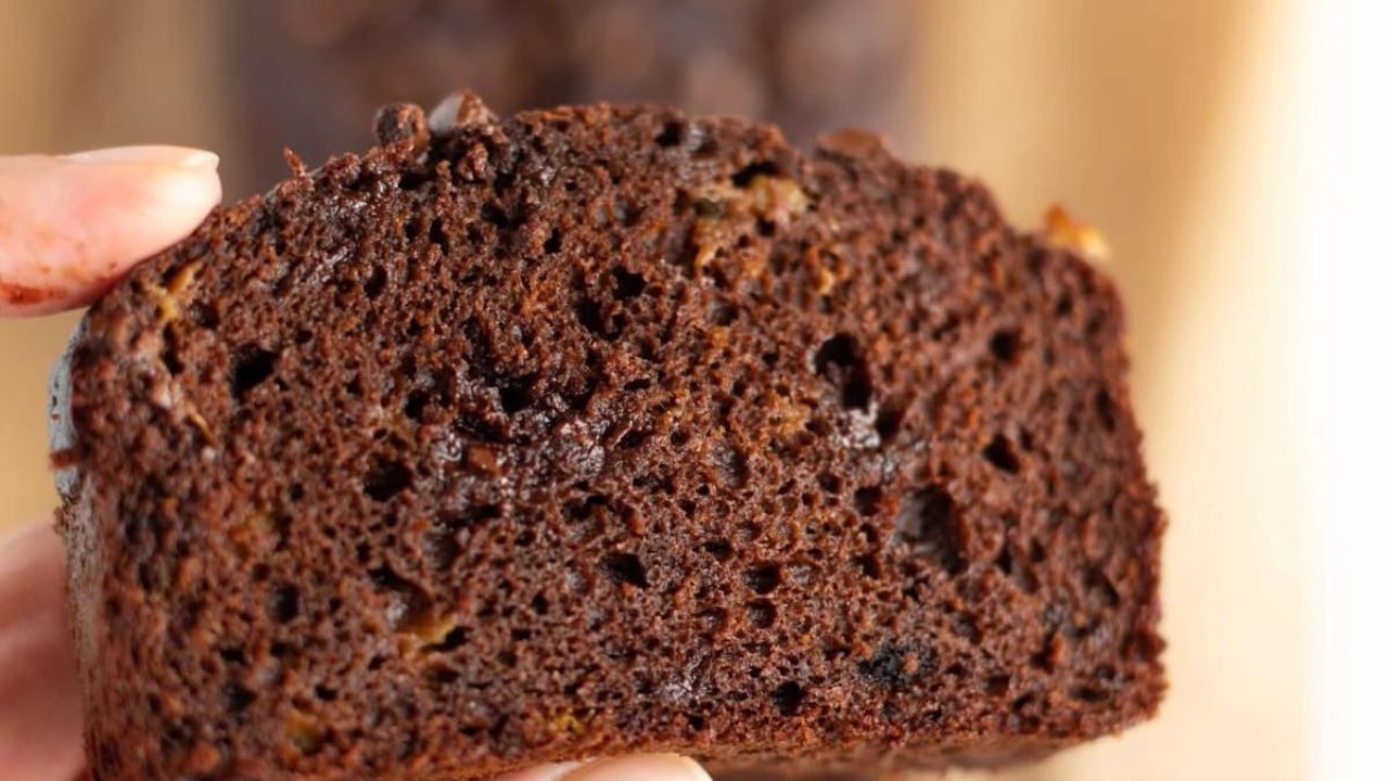 chocolate banana bread with maple syrup