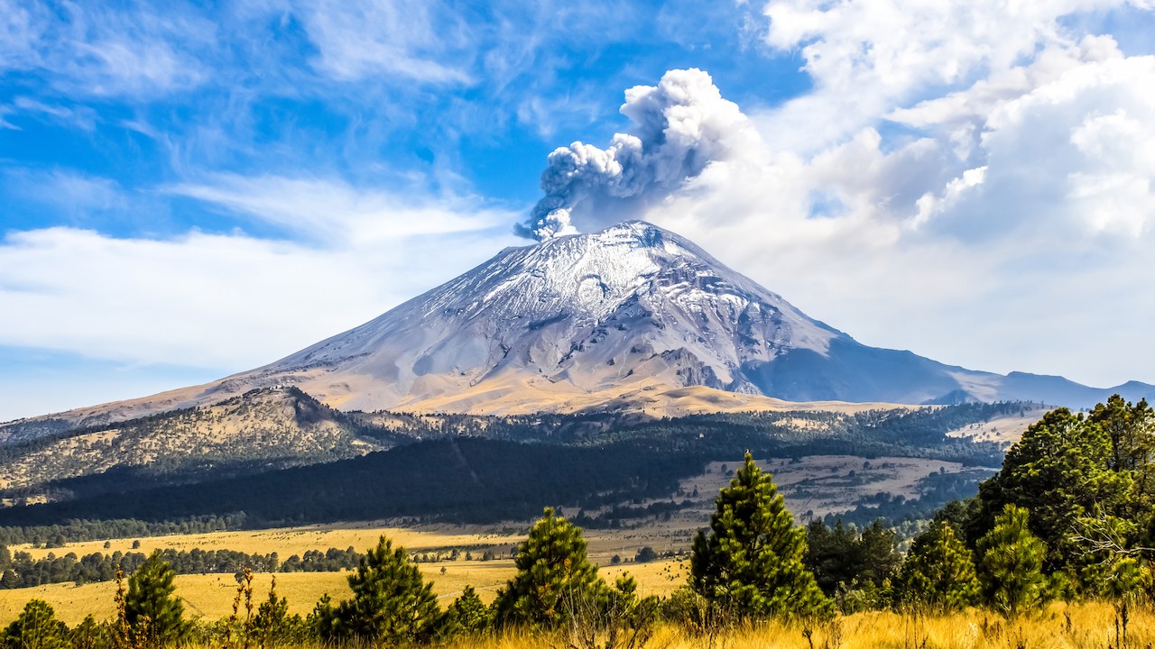 Popocatepetl in Mexico